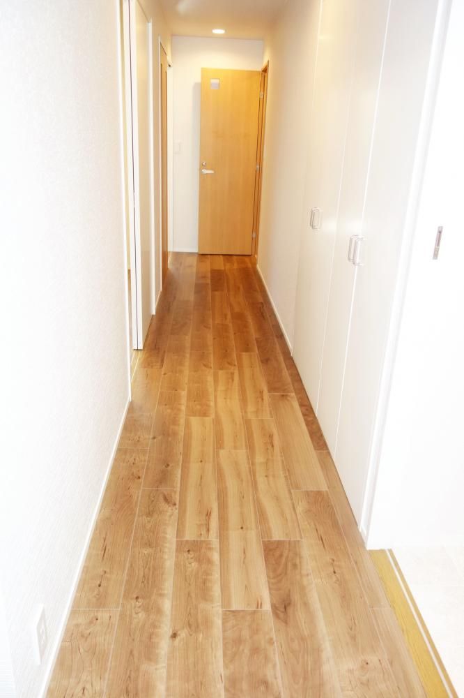 �y�Z�L�����e�B�z�@