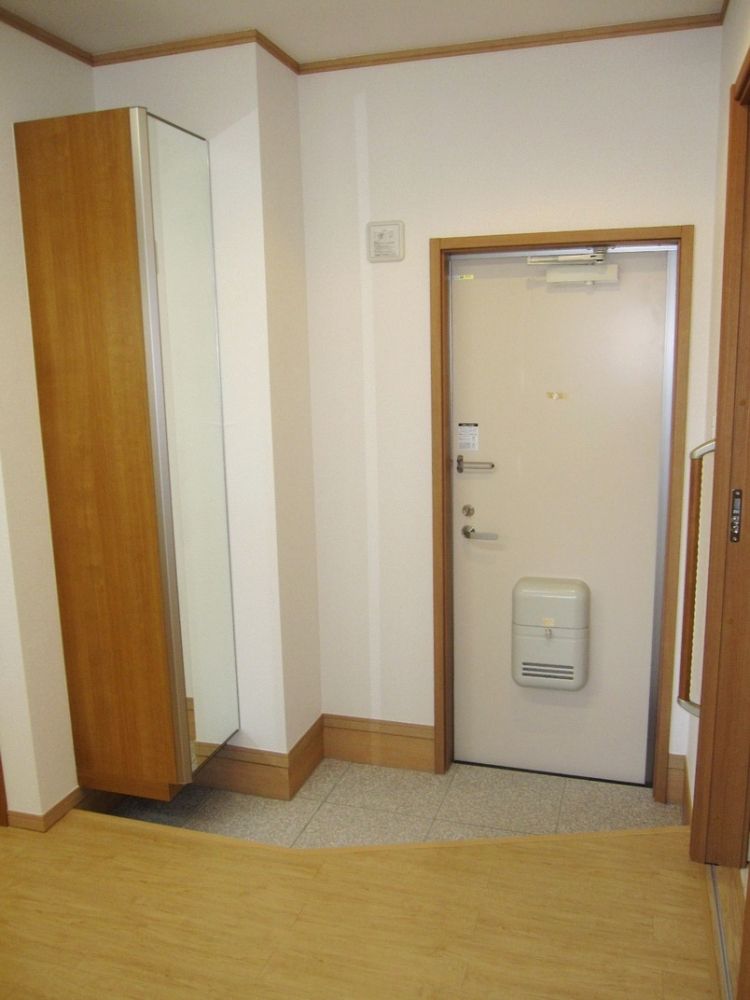 �y���ցz�@