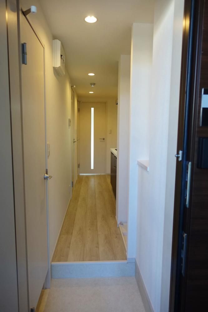 �y�Z�L�����e�B�z�@