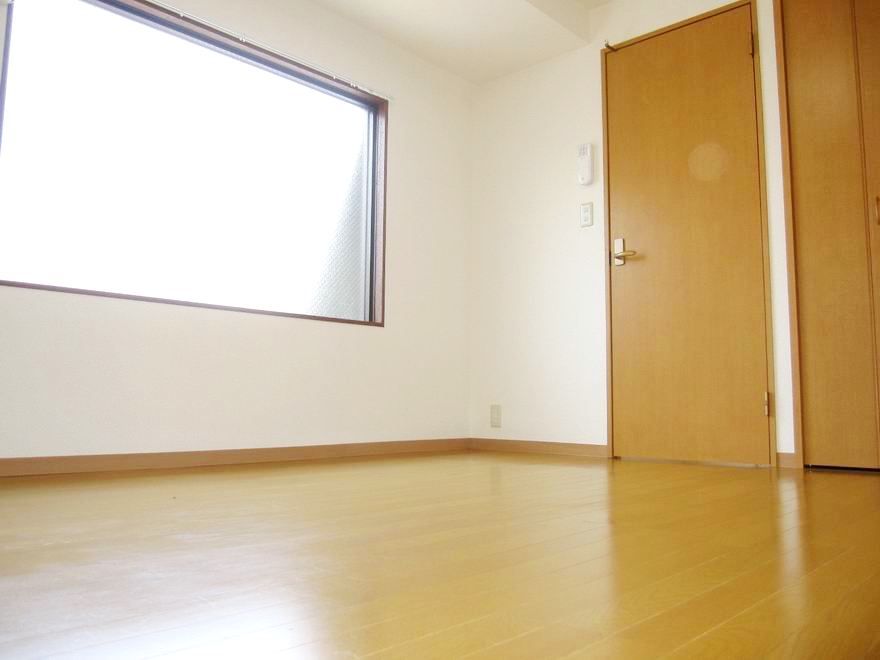 �y�Q���z�@