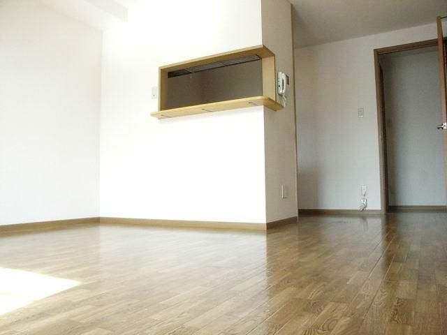 �y���ԁE���r���O�z�@