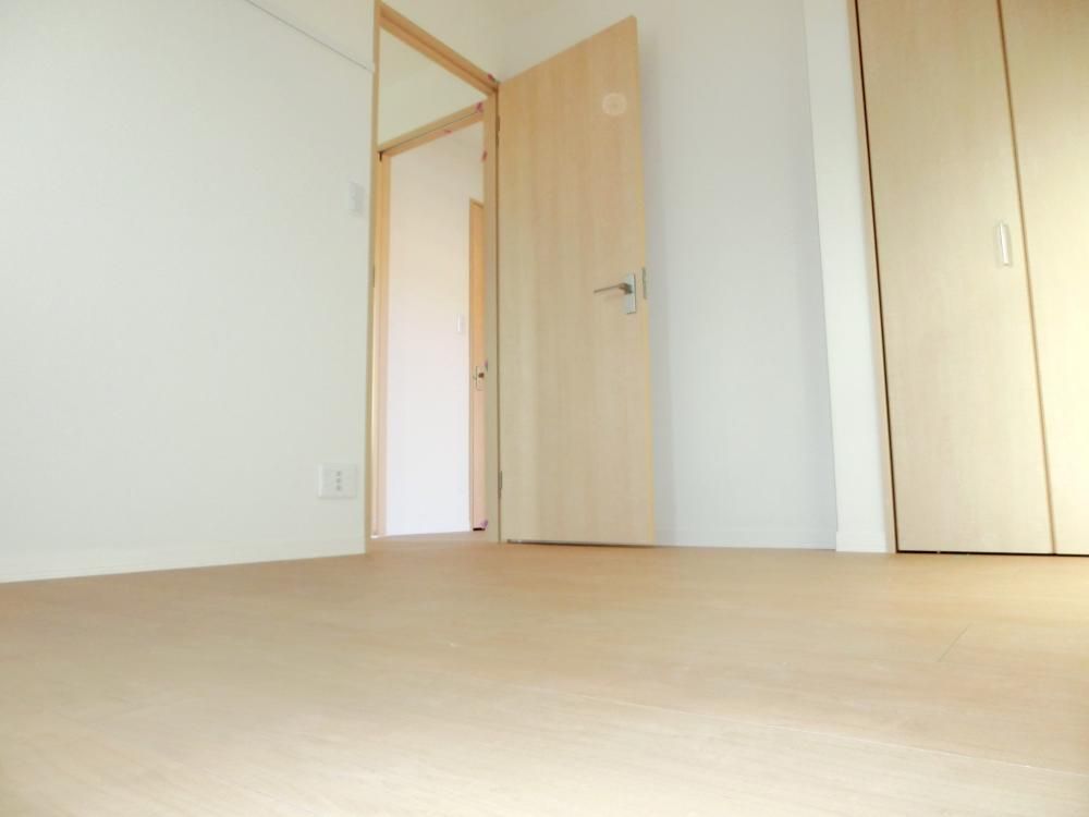 �y�Q���z�@