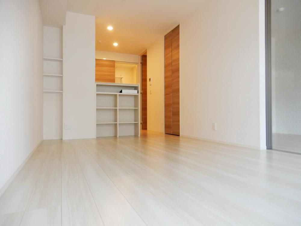 �y���ԁE���r���O�z�@