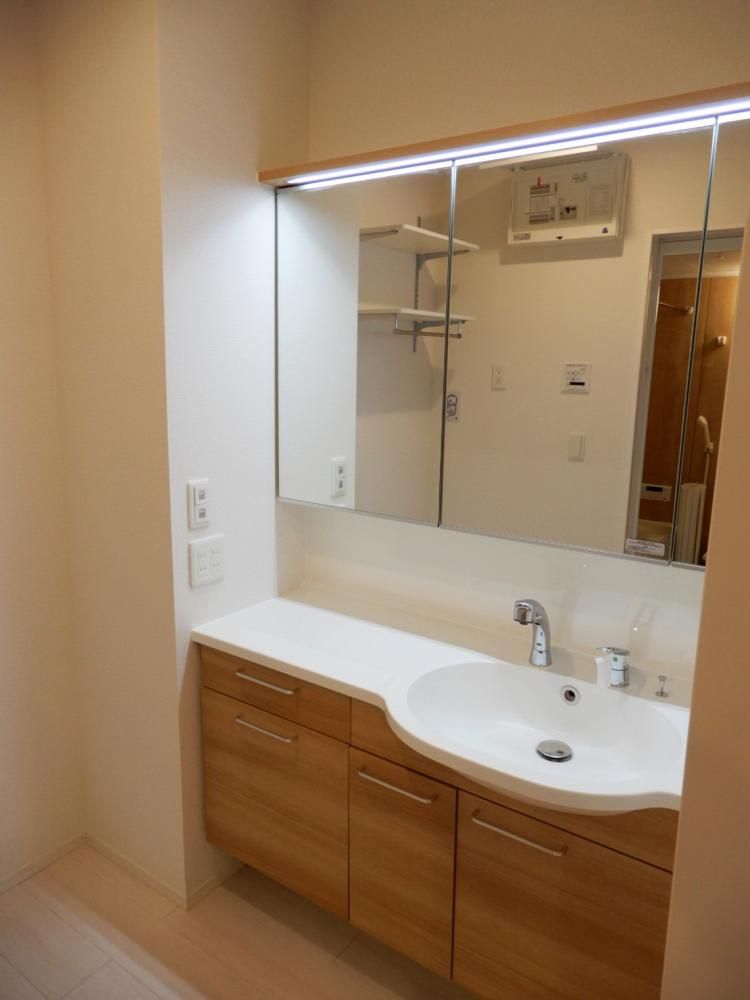 �y���ʏ��z�@