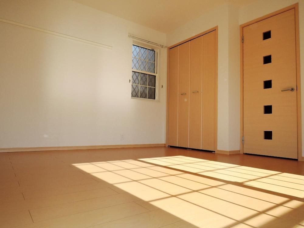 �y���ԁE���r���O�z�@