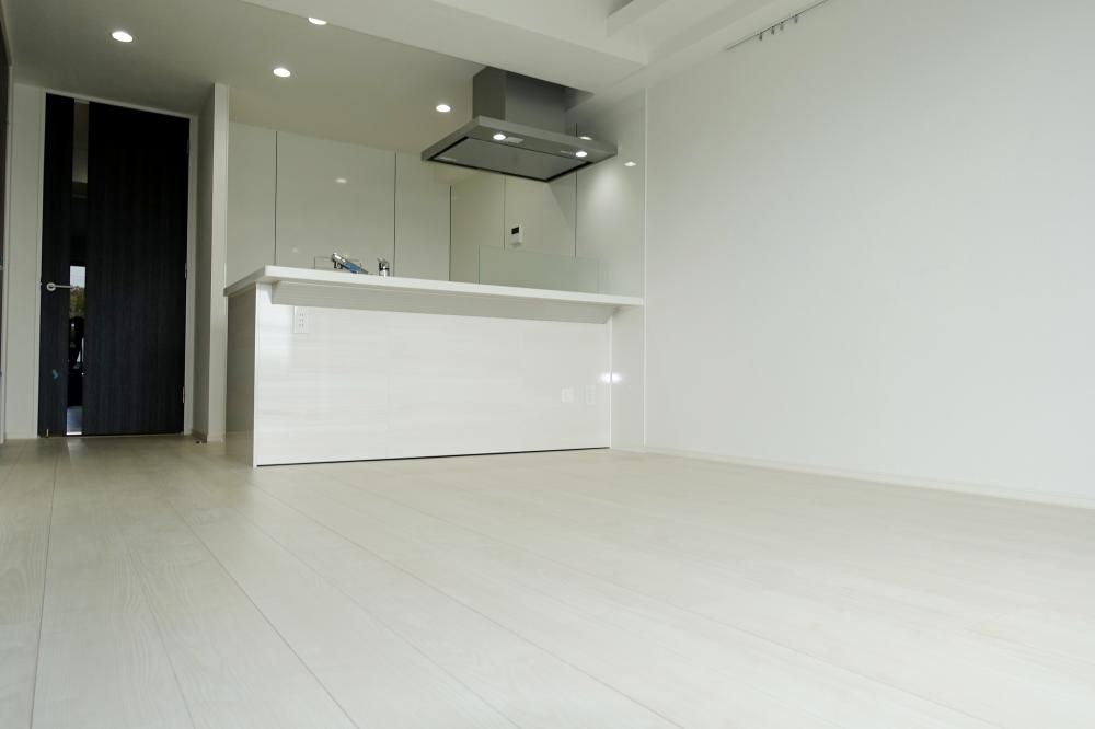 �y���ԁE���r���O�z�@