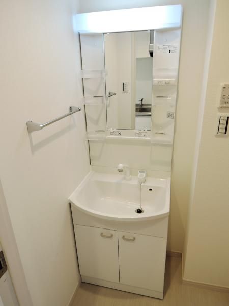 �y���ʏ��z�@