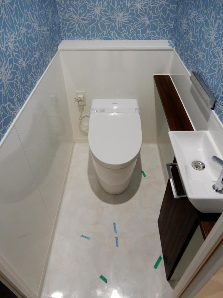 �y�g�C���z�@