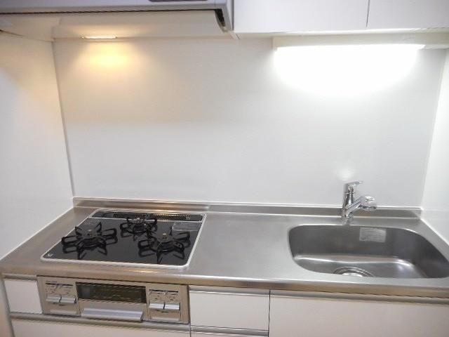 �y�L�b�`���z�@