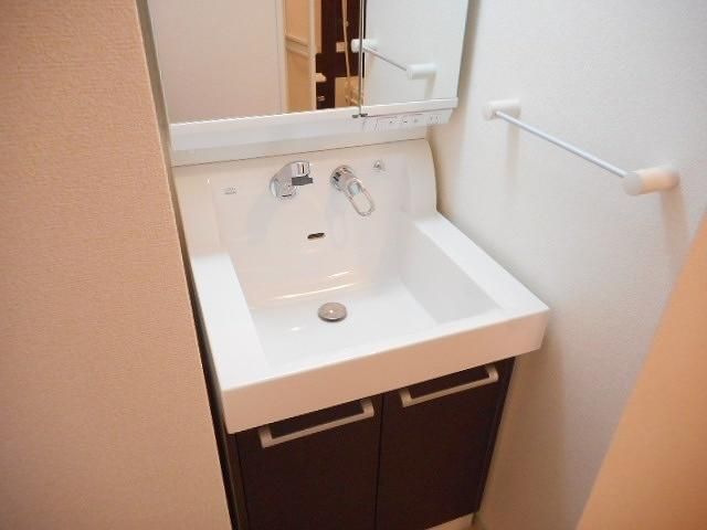 �y���ʏ��z�@