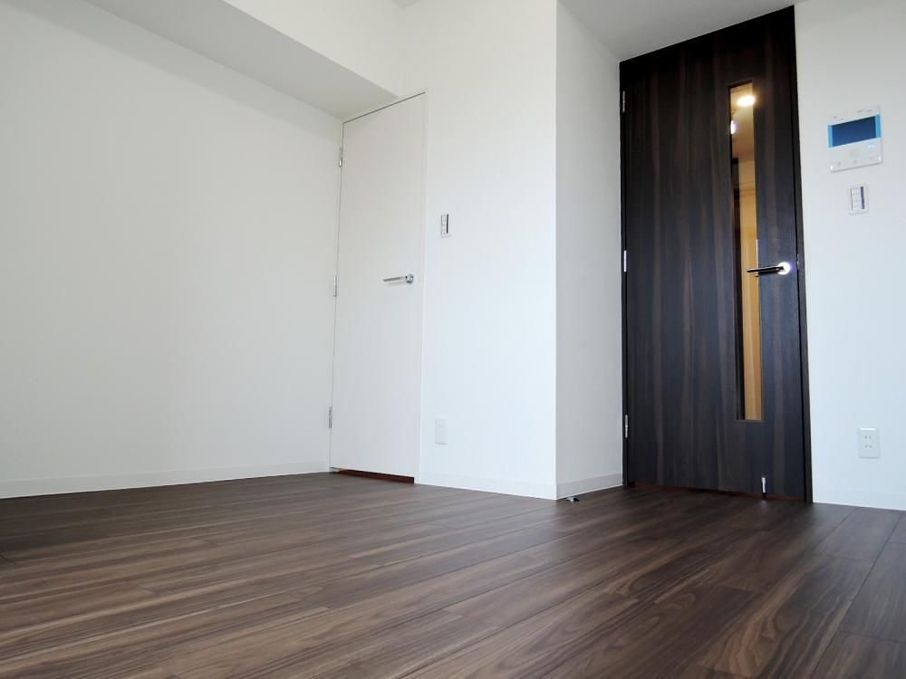 �y���ԁE���r���O�z�@