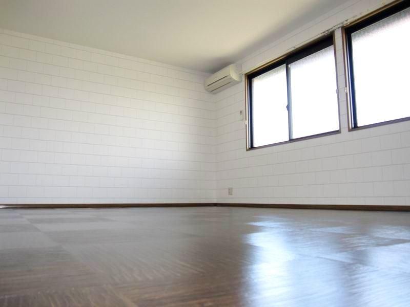 �y���̑��ݔ��z�@