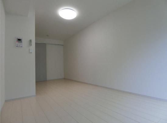 �y�Q���z�@