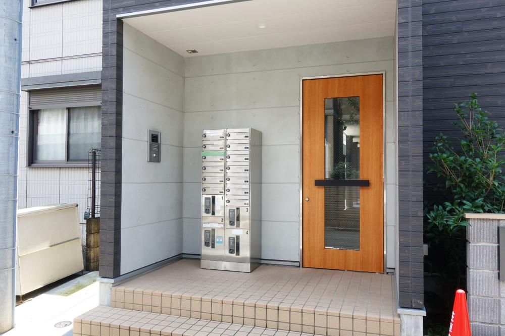 �y�G���g�����X�z�@