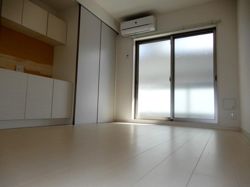 �y�Q���z�@