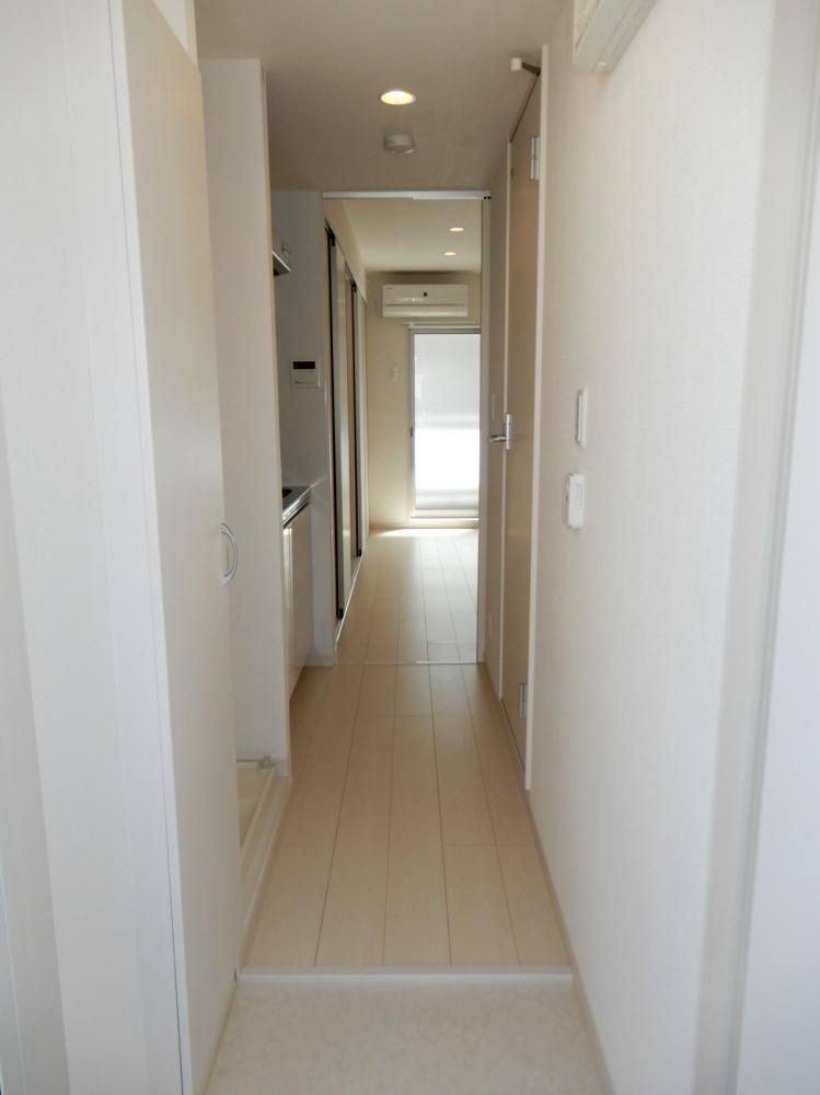 �y�Z�L�����e�B�z�@