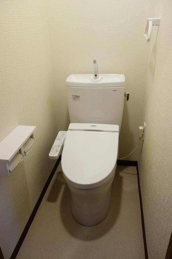 �y�g�C���z�@