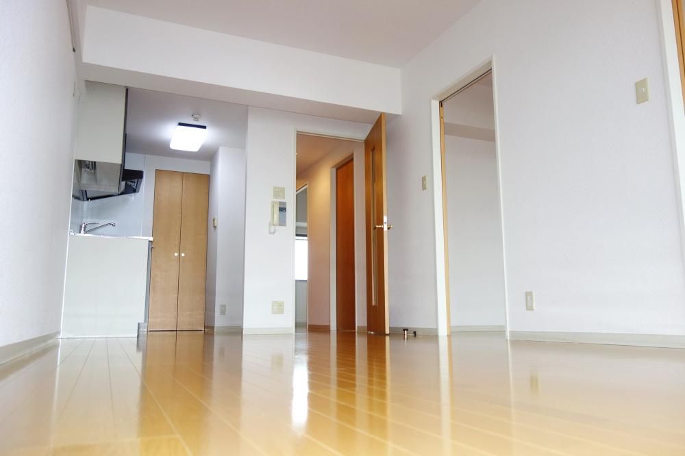 �y���ԁE���r���O�z�@