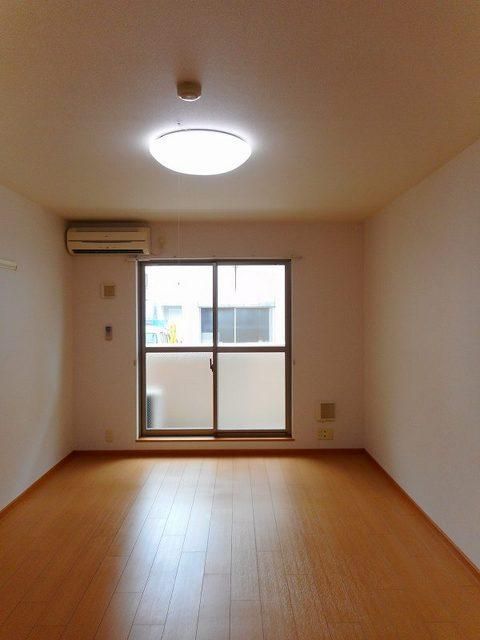 �y�Q���z�@