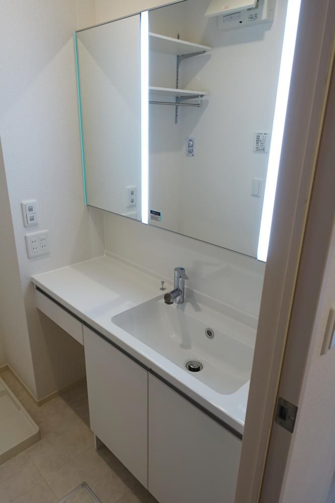 �y���ʏ��z�@