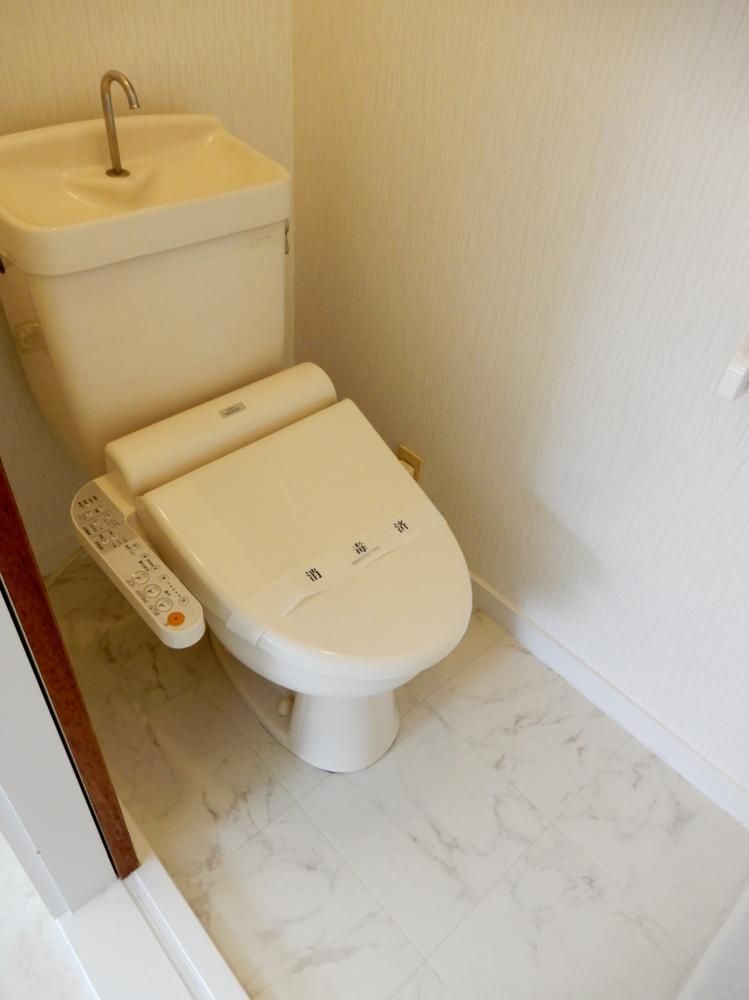 �y�g�C���z�@