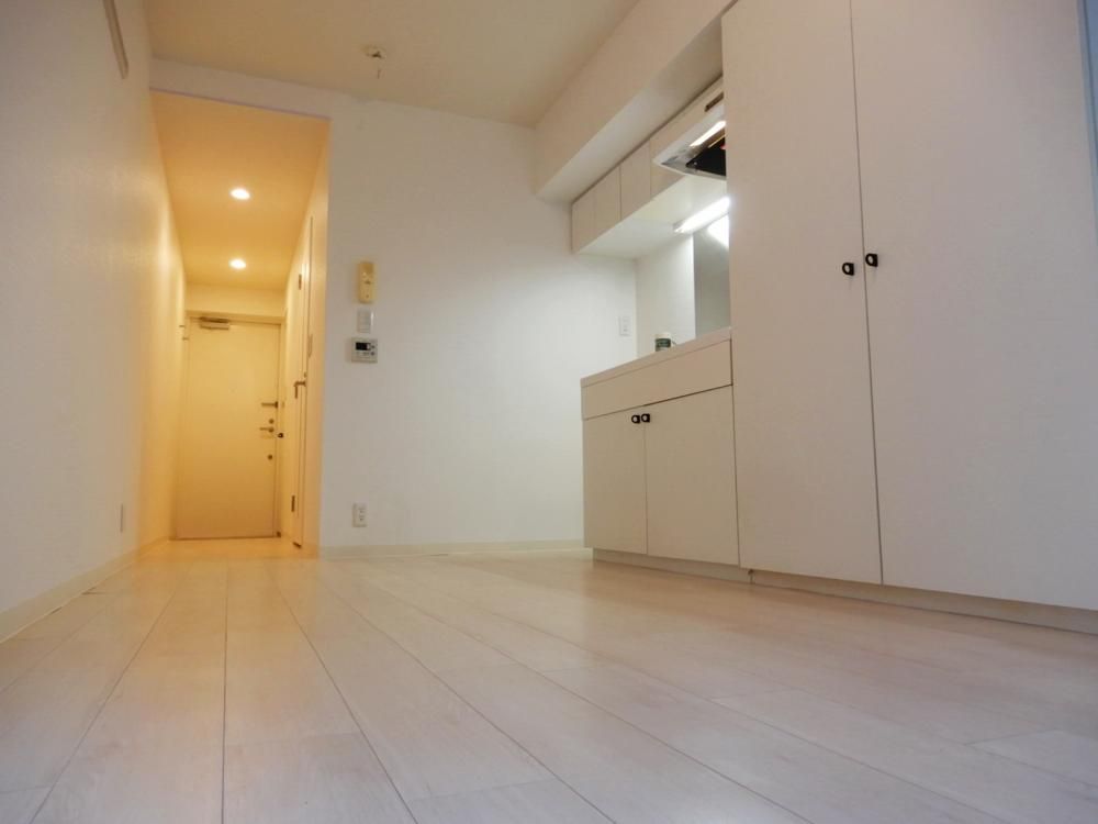 �y���ԁE���r���O�z�@