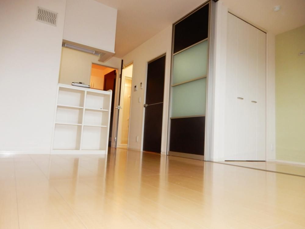 �y���ԁE���r���O�z�@