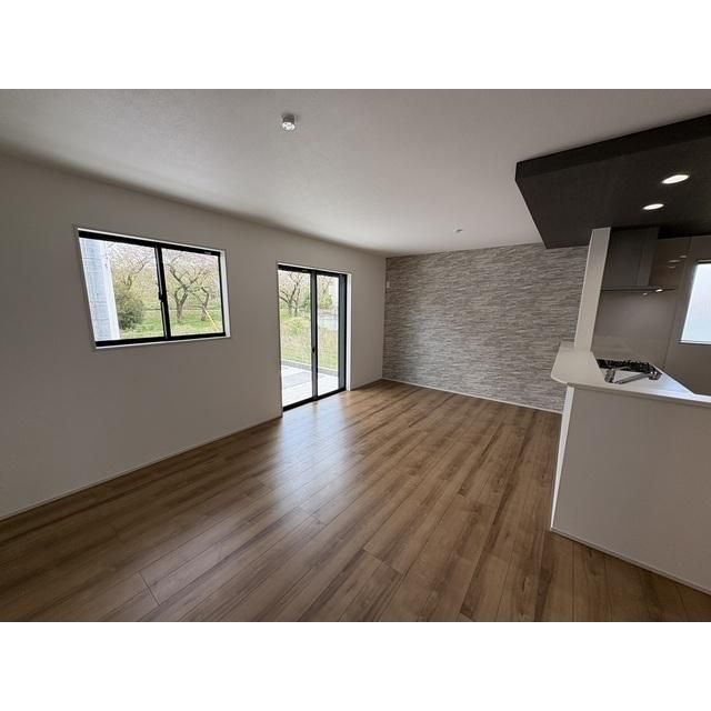 �y���ԁE���r���O�z�@