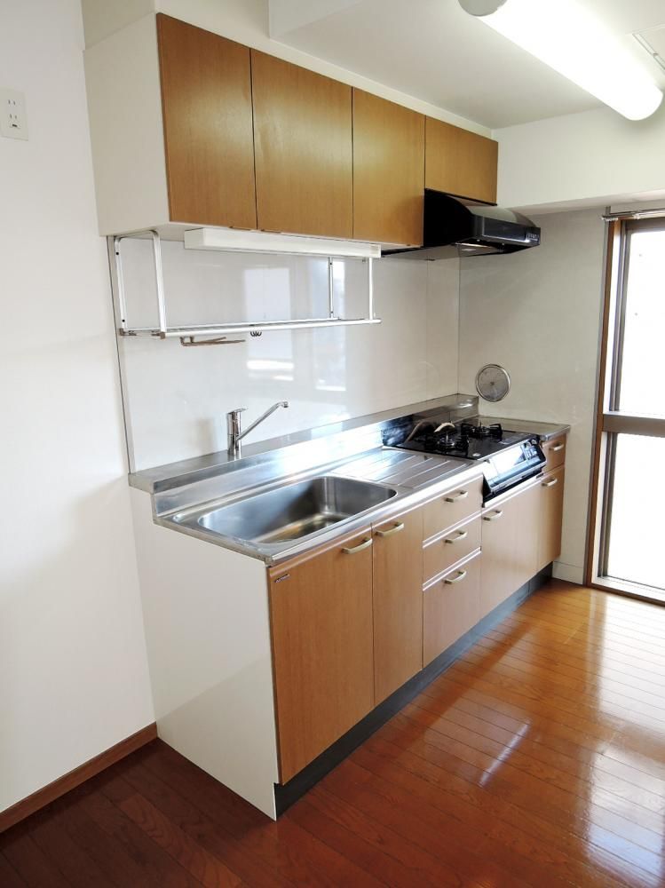 �y�L�b�`���z�@