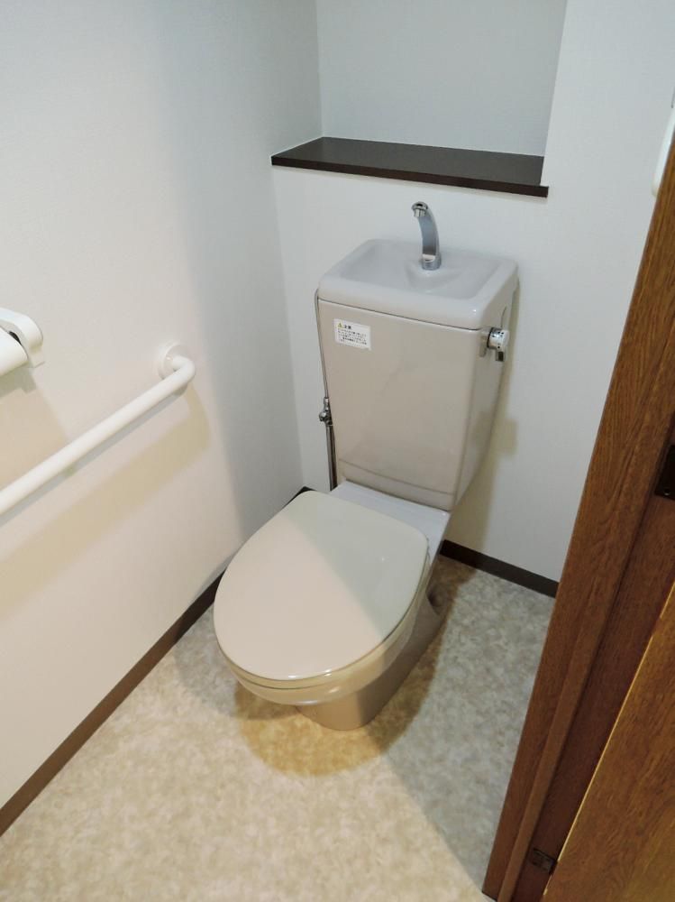 �y�g�C���z�@