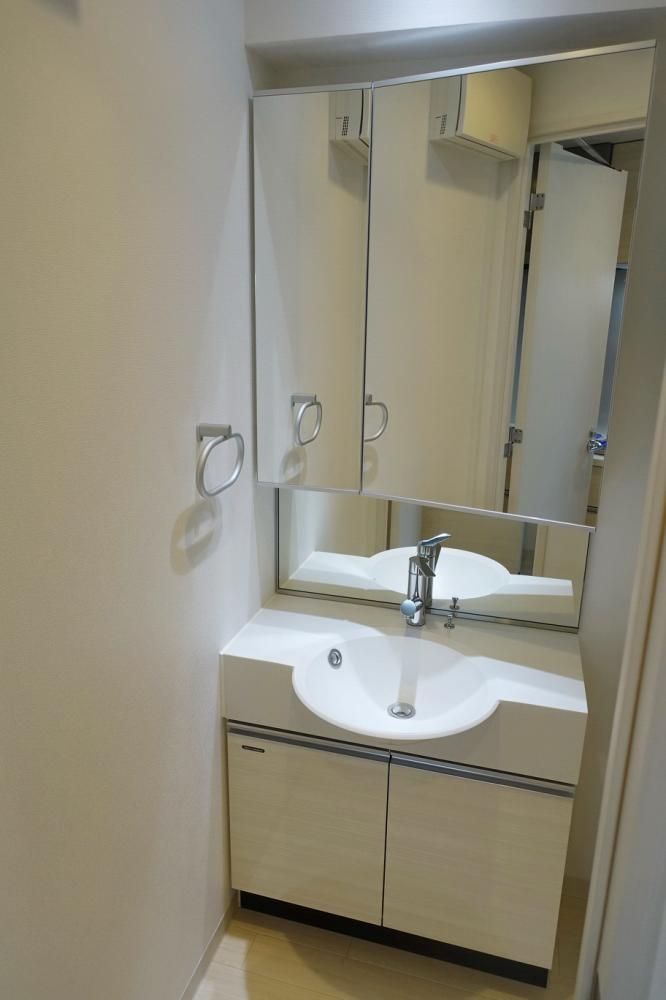 �y���ʏ��z�@