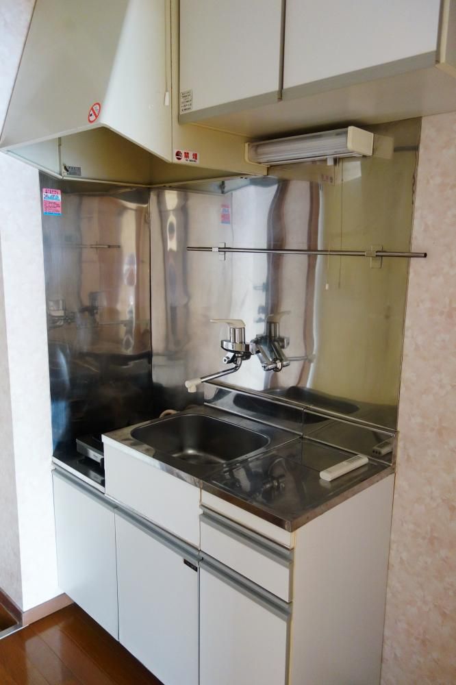 �y�L�b�`���z�@