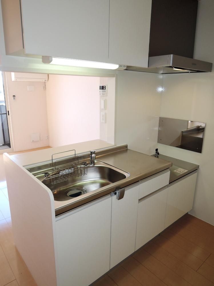 �y�L�b�`���z�@