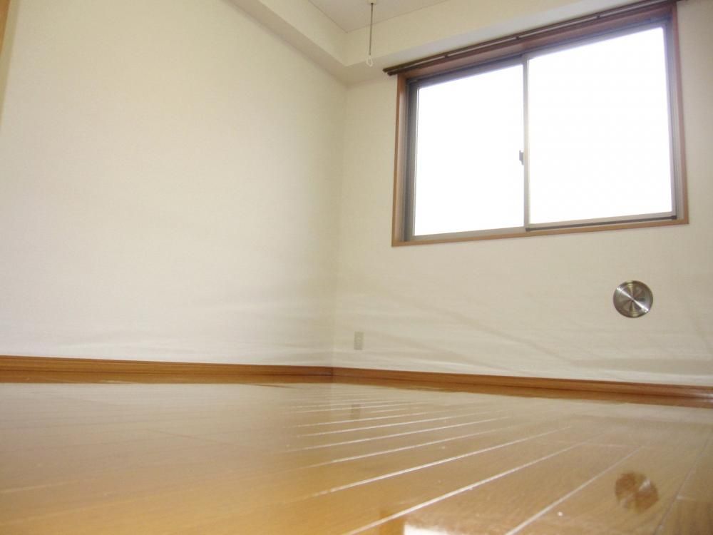 �y�o���R�j�[�z�@