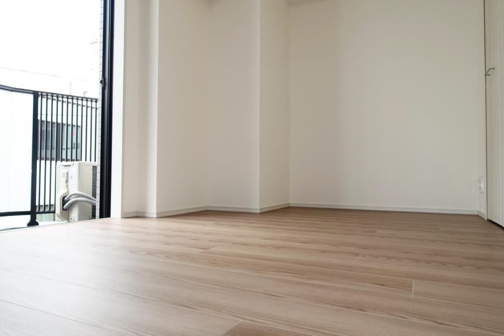 �y���ԁE���r���O�z�@