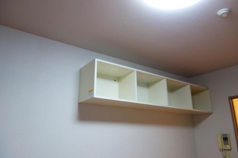 �y�Z�L�����e�B�z�@