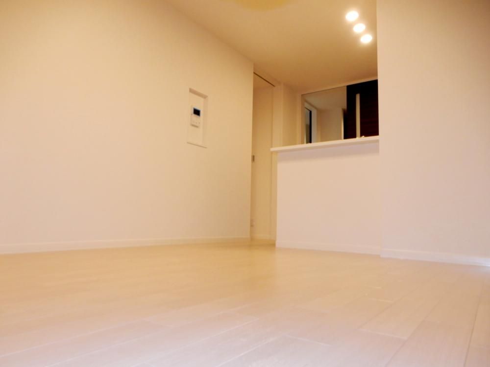 �y���ԁE���r���O�z�@