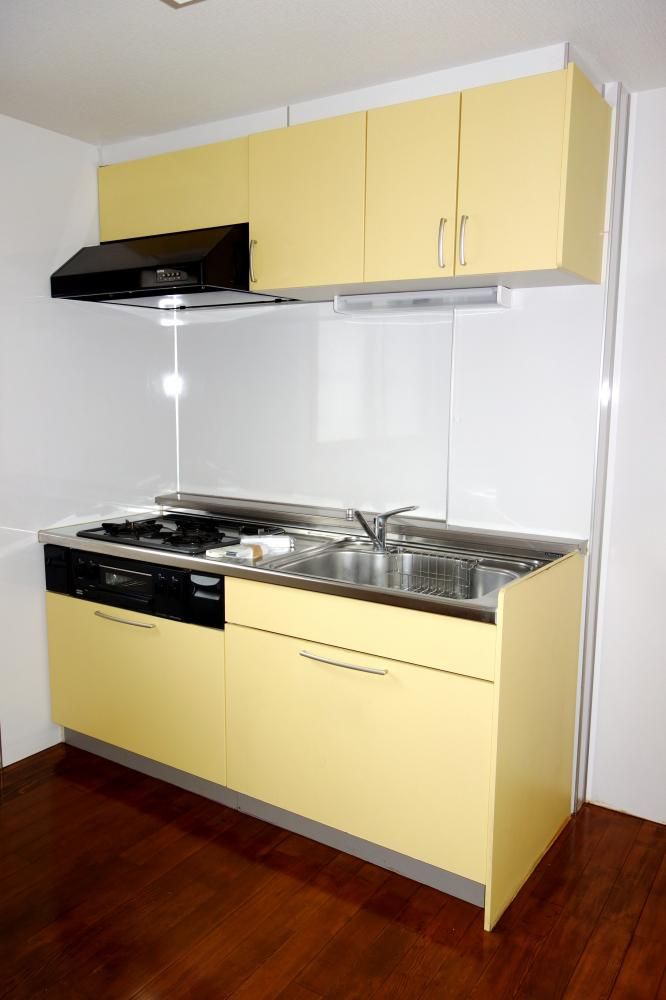 �y�L�b�`���z�@