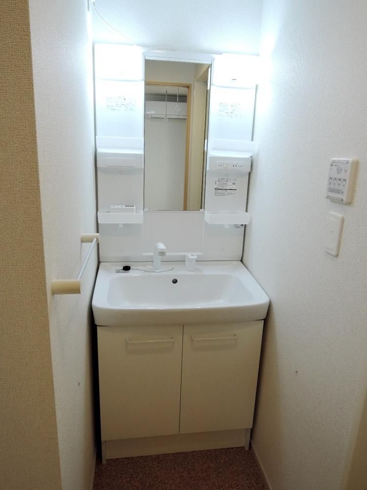 �y���ʏ��z�@