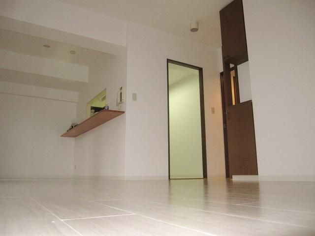 �y���ԁE���r���O�z�@