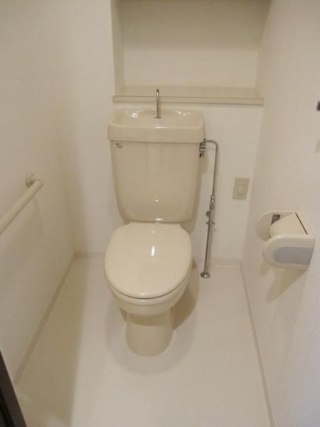 �y�g�C���z�@