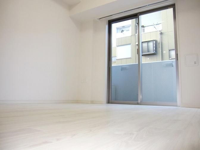 �y���ԁE���r���O�z�@