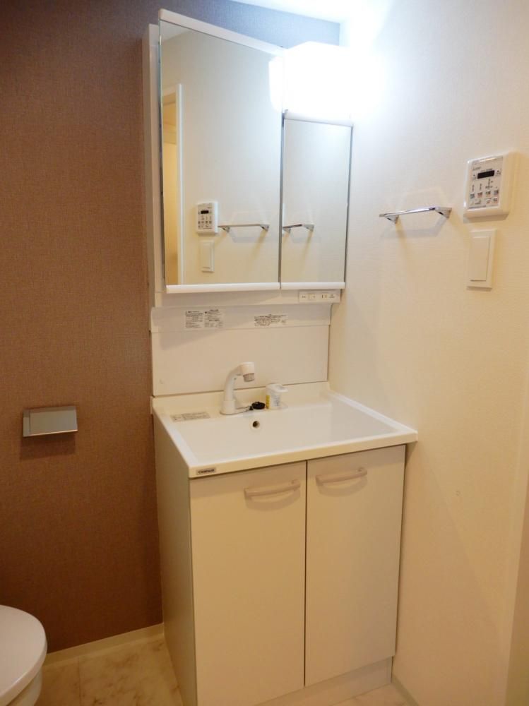 �y���ʏ��z�@