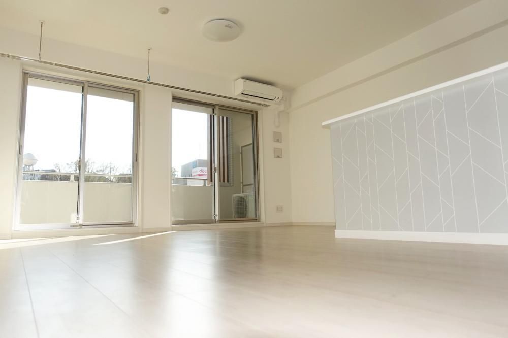 �y���ԁE���r���O�z�@