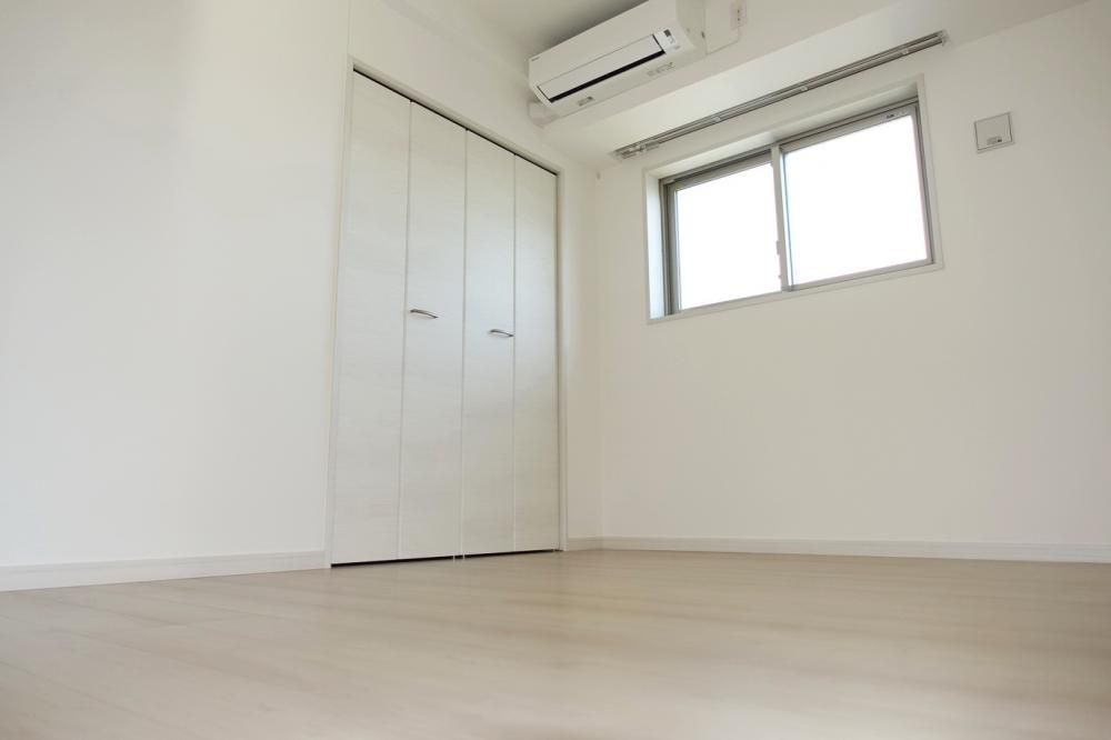 �y�Q���z�@