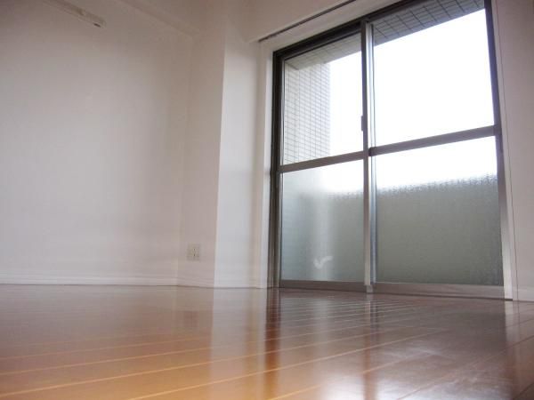 �y�Q���z�@