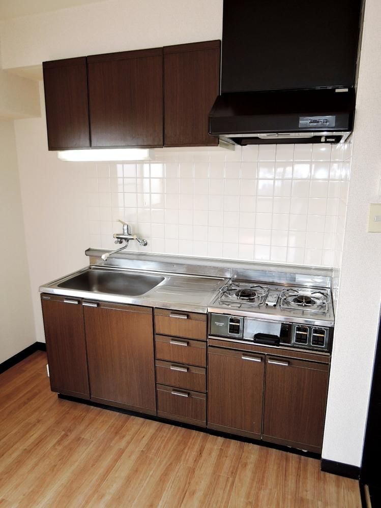 �y�L�b�`���z�@