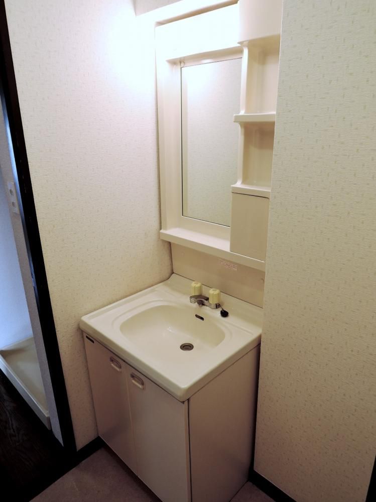 �y���ʏ��z�@