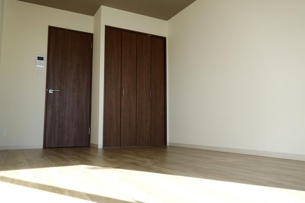 �y���ԁE���r���O�z�@