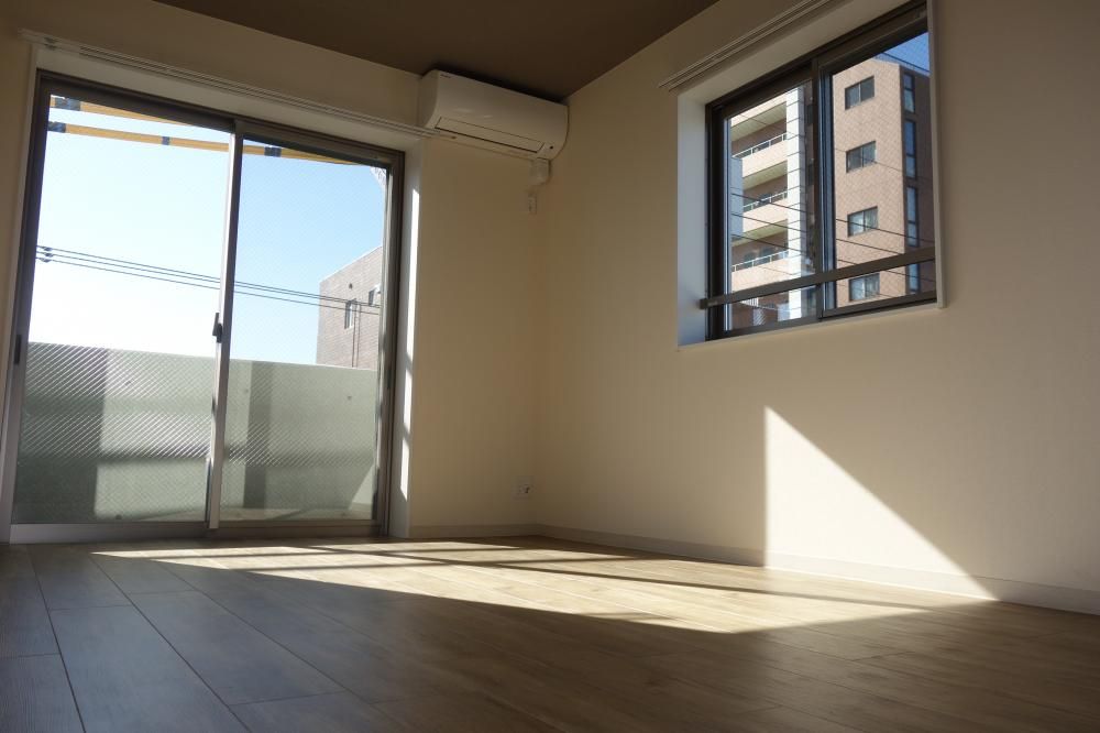 �y�Q���z�@